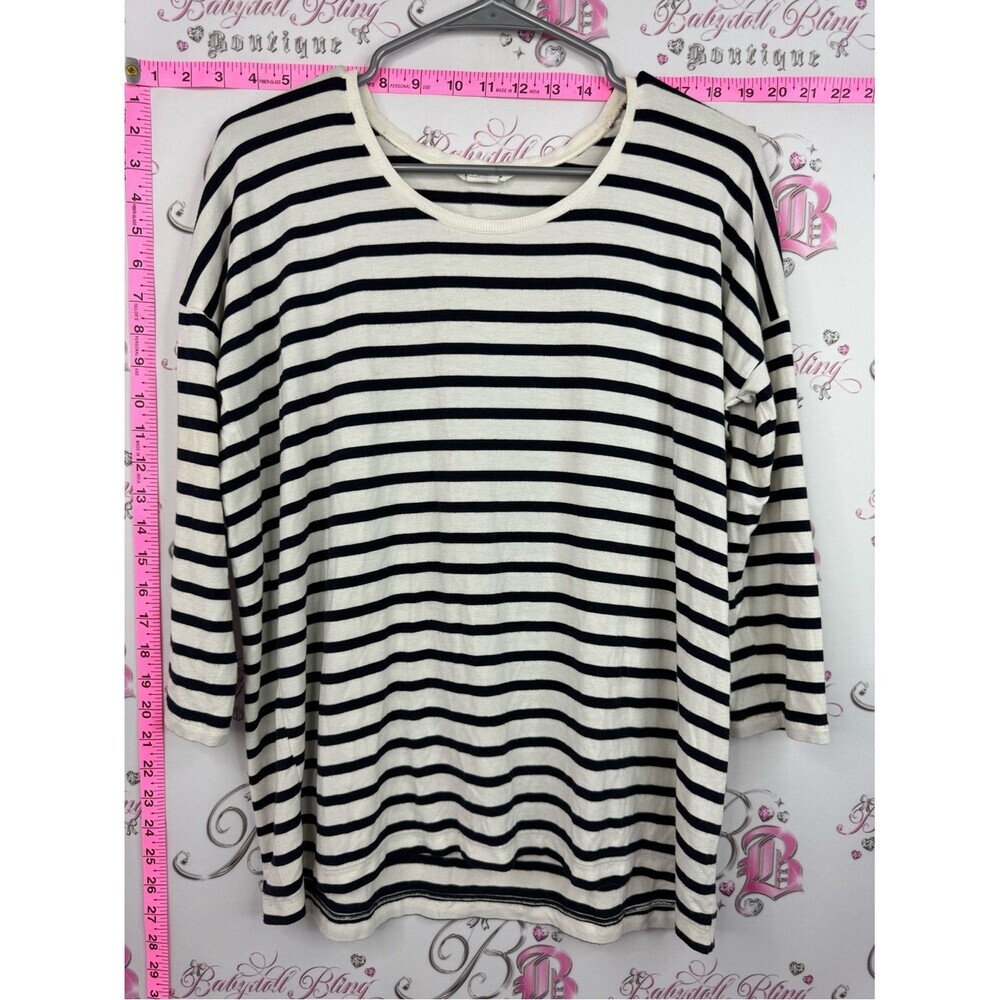 Club Monaco Black and Cream Striped Long-Sleeve Tee